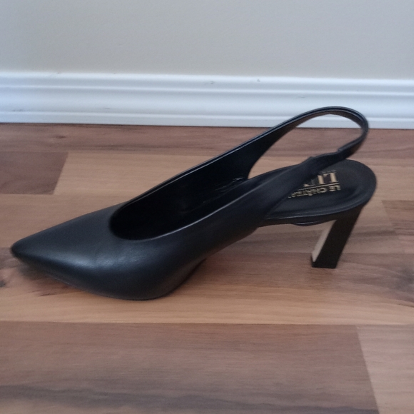 Shoes - Picture 3 of 8